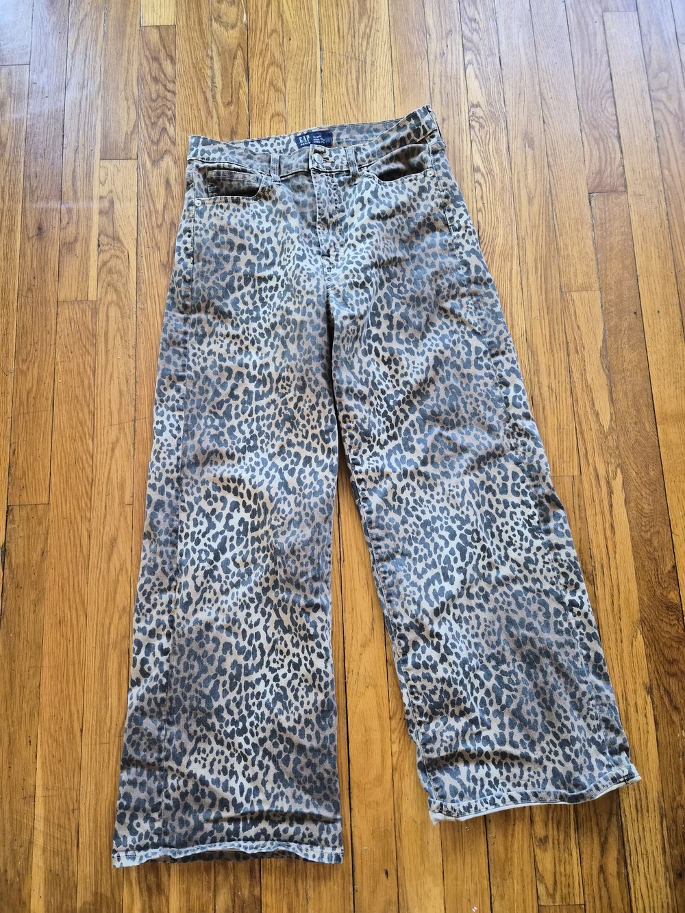 GAP Leopard Print High Rise Wide-Leg Jeans in Tan and Black